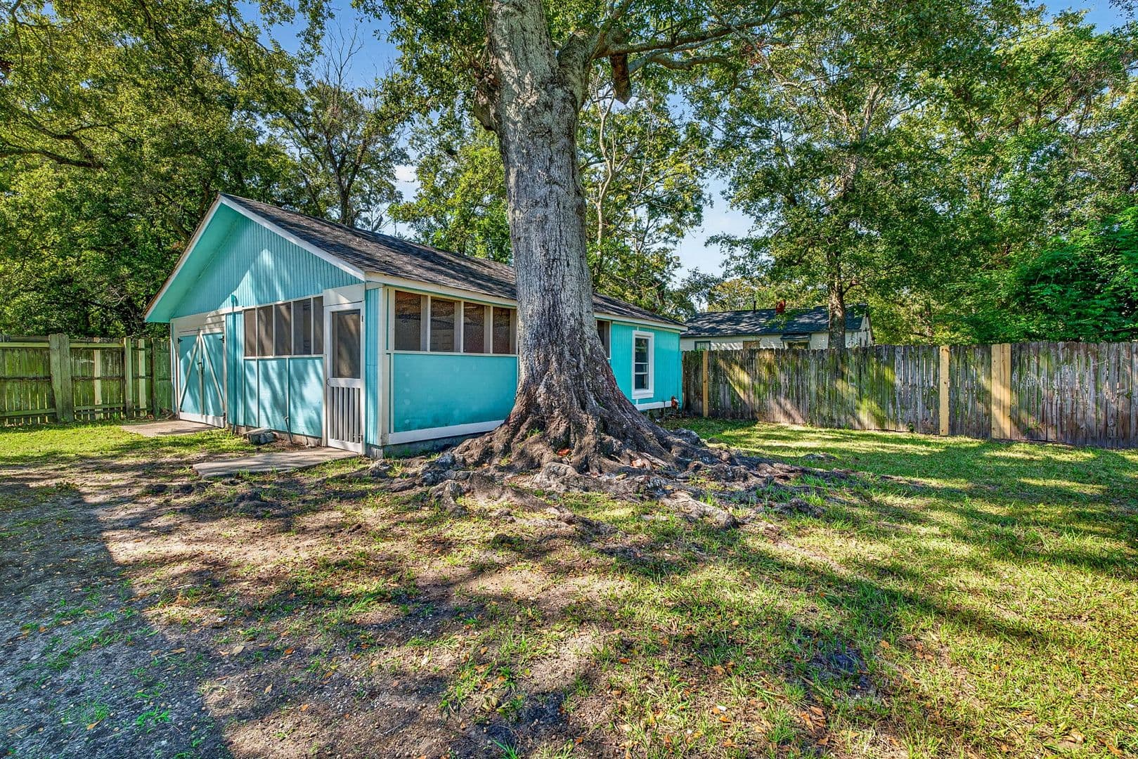 North Charleston House: 2660 Olympia Ave