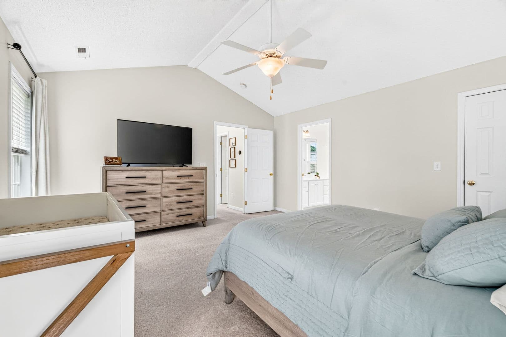 Goose Creek House: 139 Pointer Dr
