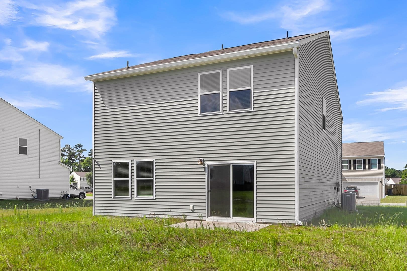 Summerville House: 424 Pender Woods Dr.