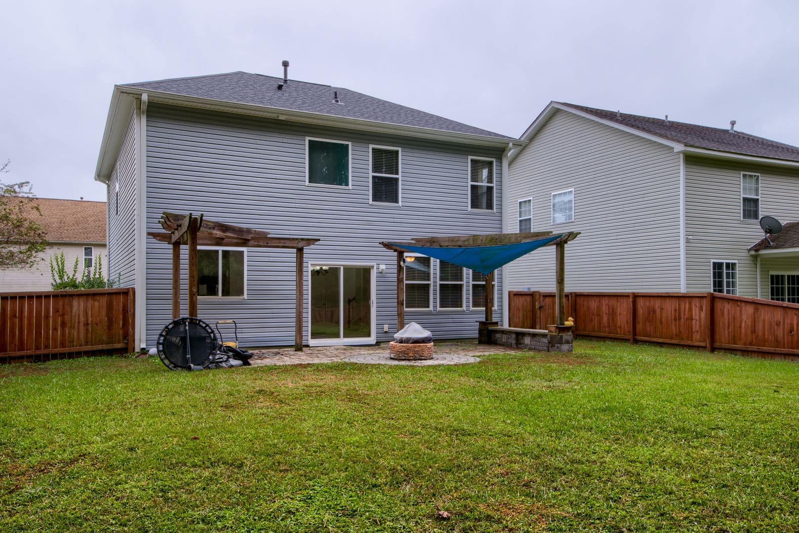 Moncks Corner House: 208 Woodbrook Way