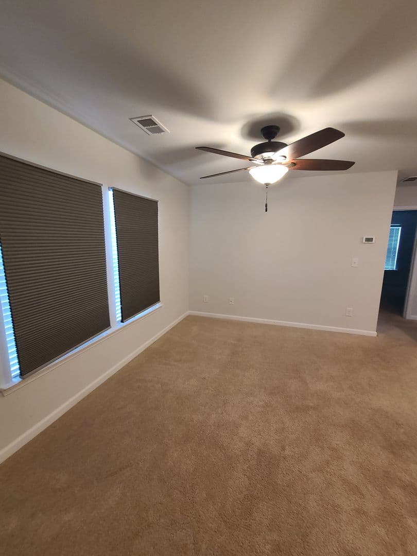 North Charleston House: 9830 Black Tupelo Lane