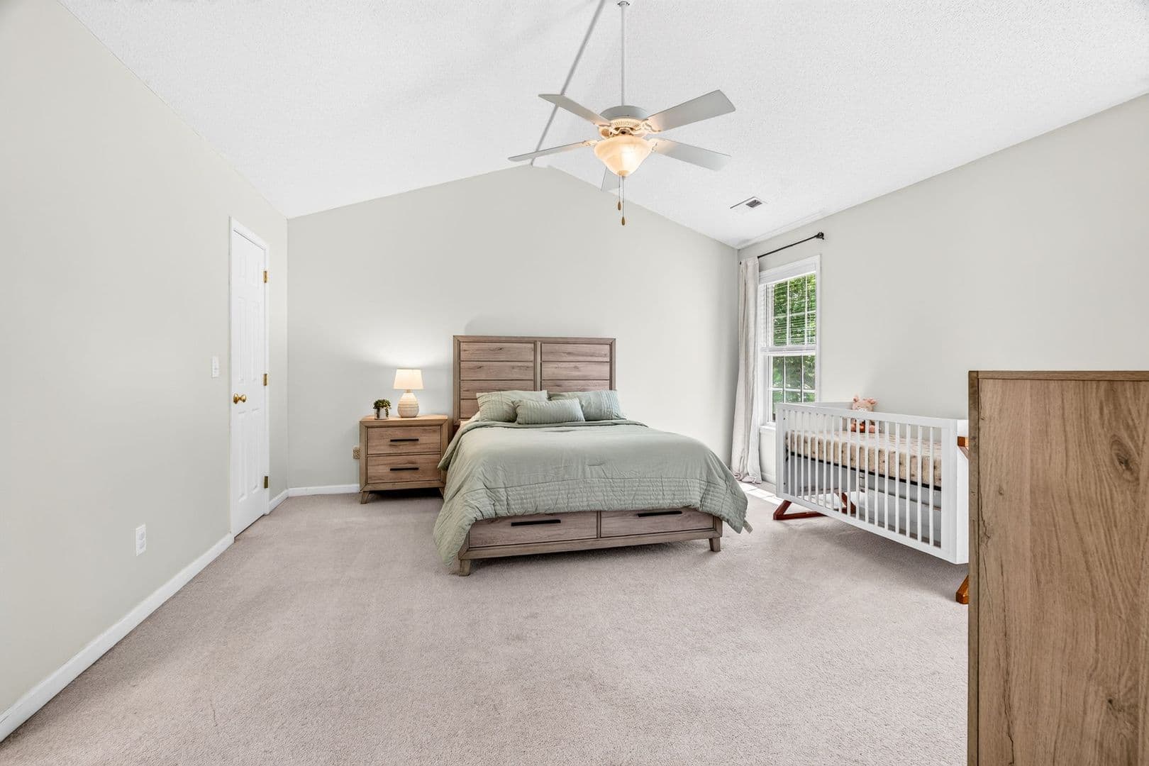 Goose Creek House: 139 Pointer Dr