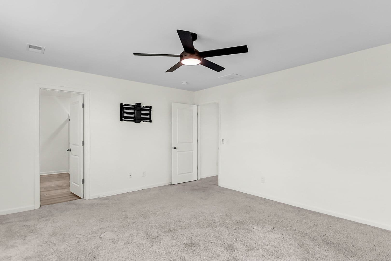 Summerville House: 424 Pender Woods Dr.