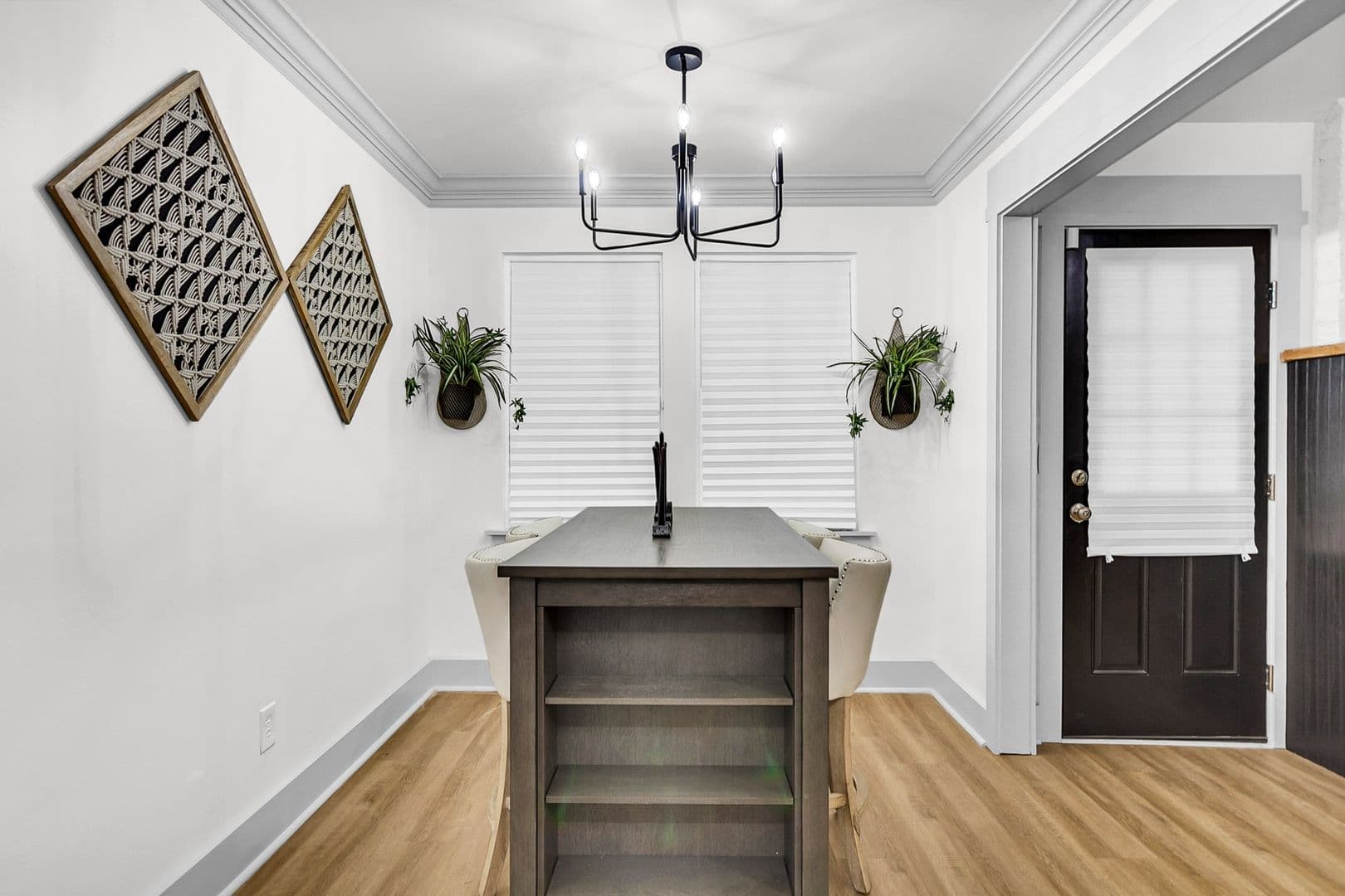 Summerville House: 113 Summercourt Drive
