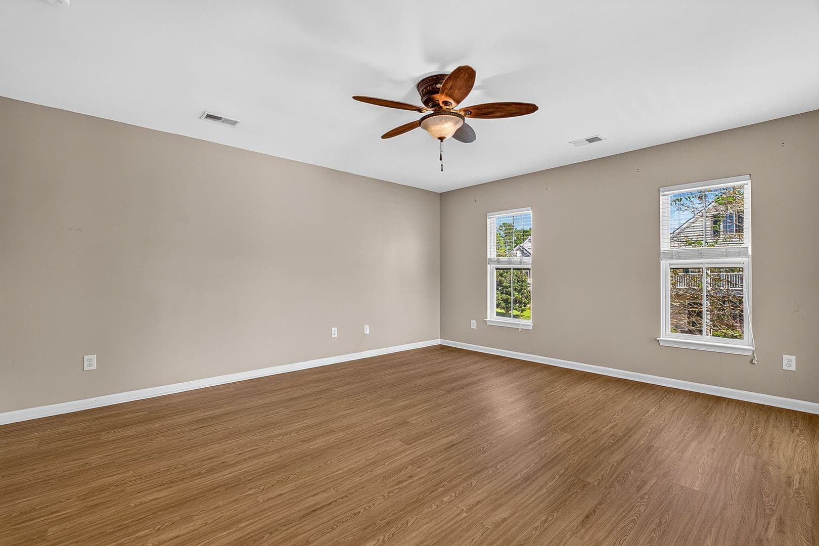 Goose Creek House: 103 Cordoba Ct