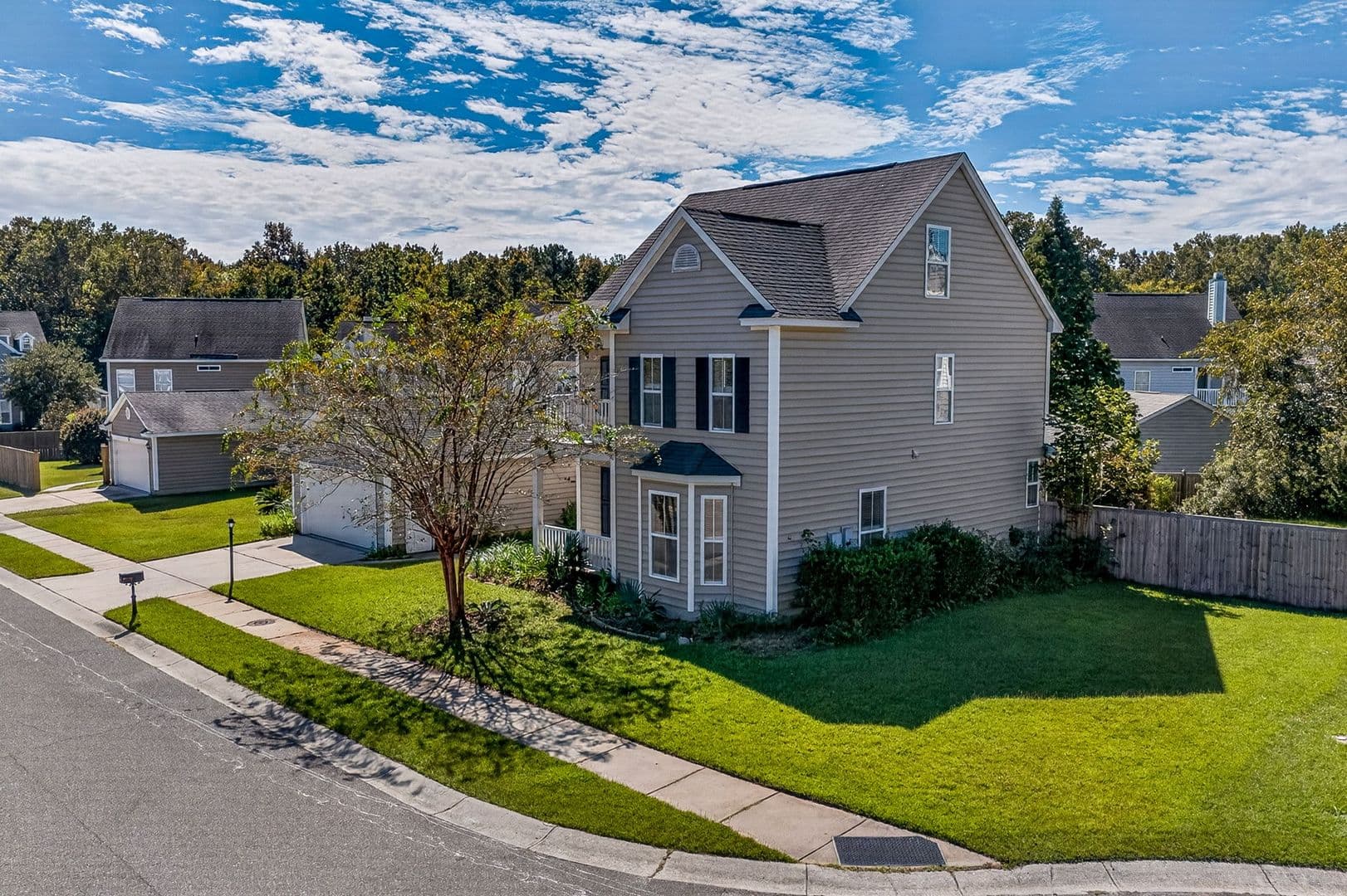 Goose Creek House: 103 Cordoba Ct
