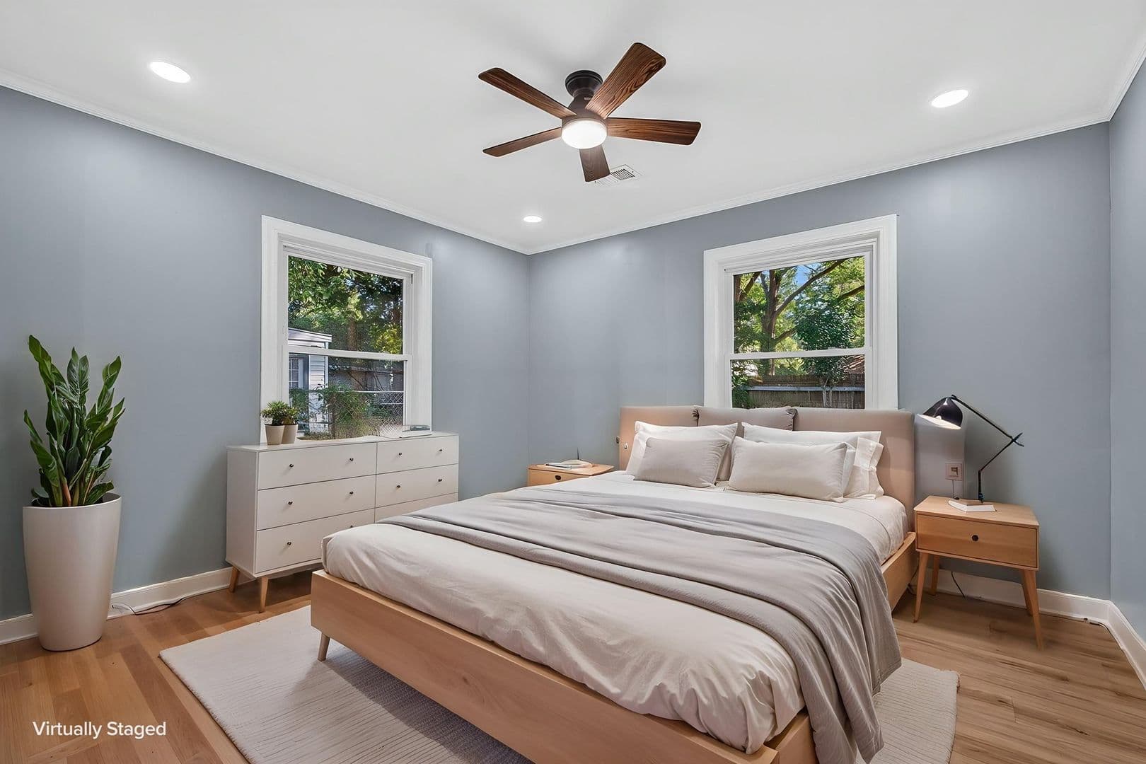 North Charleston House: 5454 Torgerson Ave