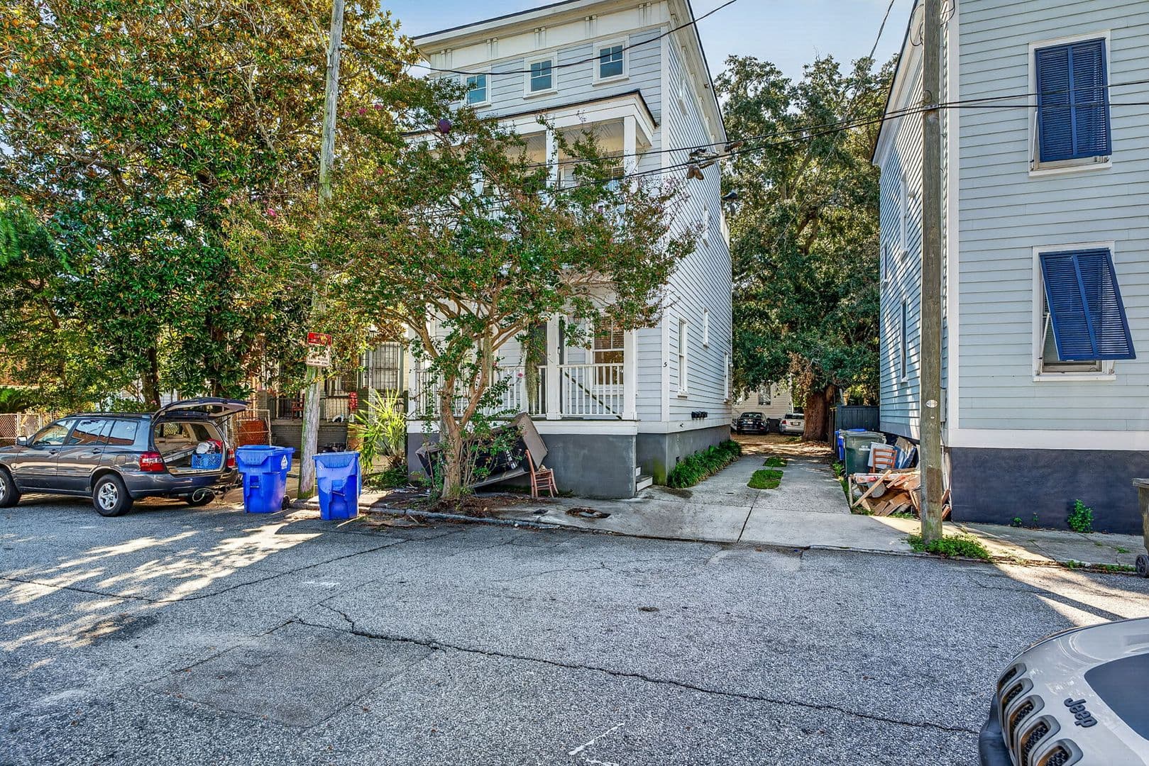 Charleston Apartment: 5 E Hampstead Square