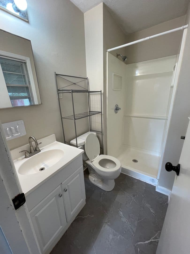 Goose Creek House: 14 Elmora Avenue