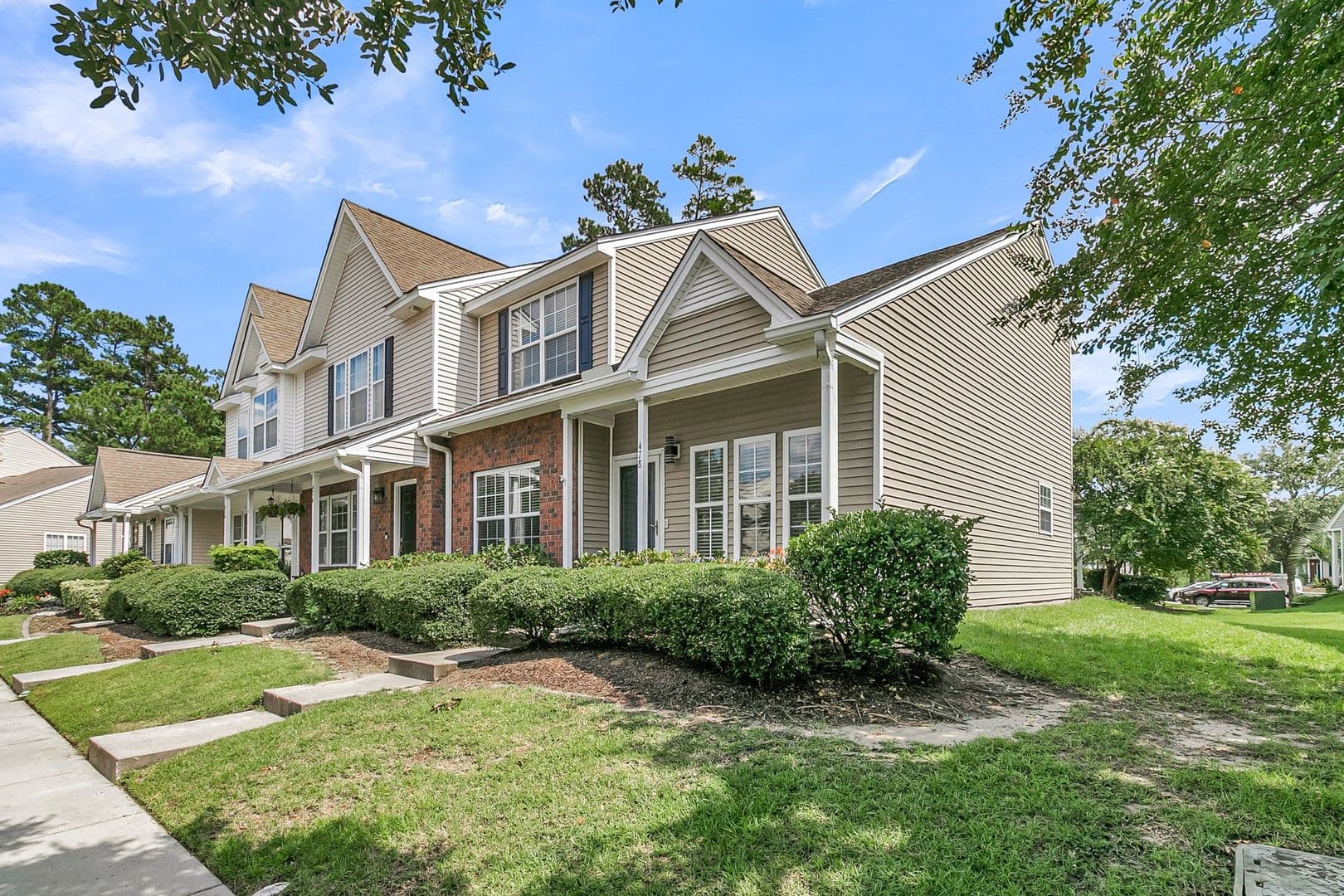 Charleston House: 478 Doane Way - 1