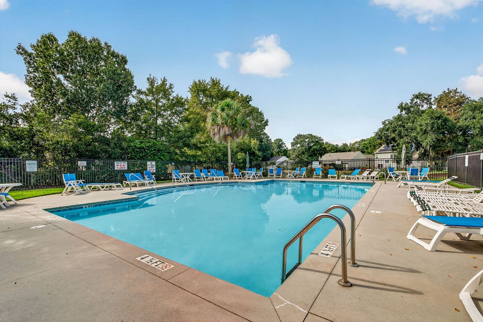 Hanahan House: 7549 Hawks Circle