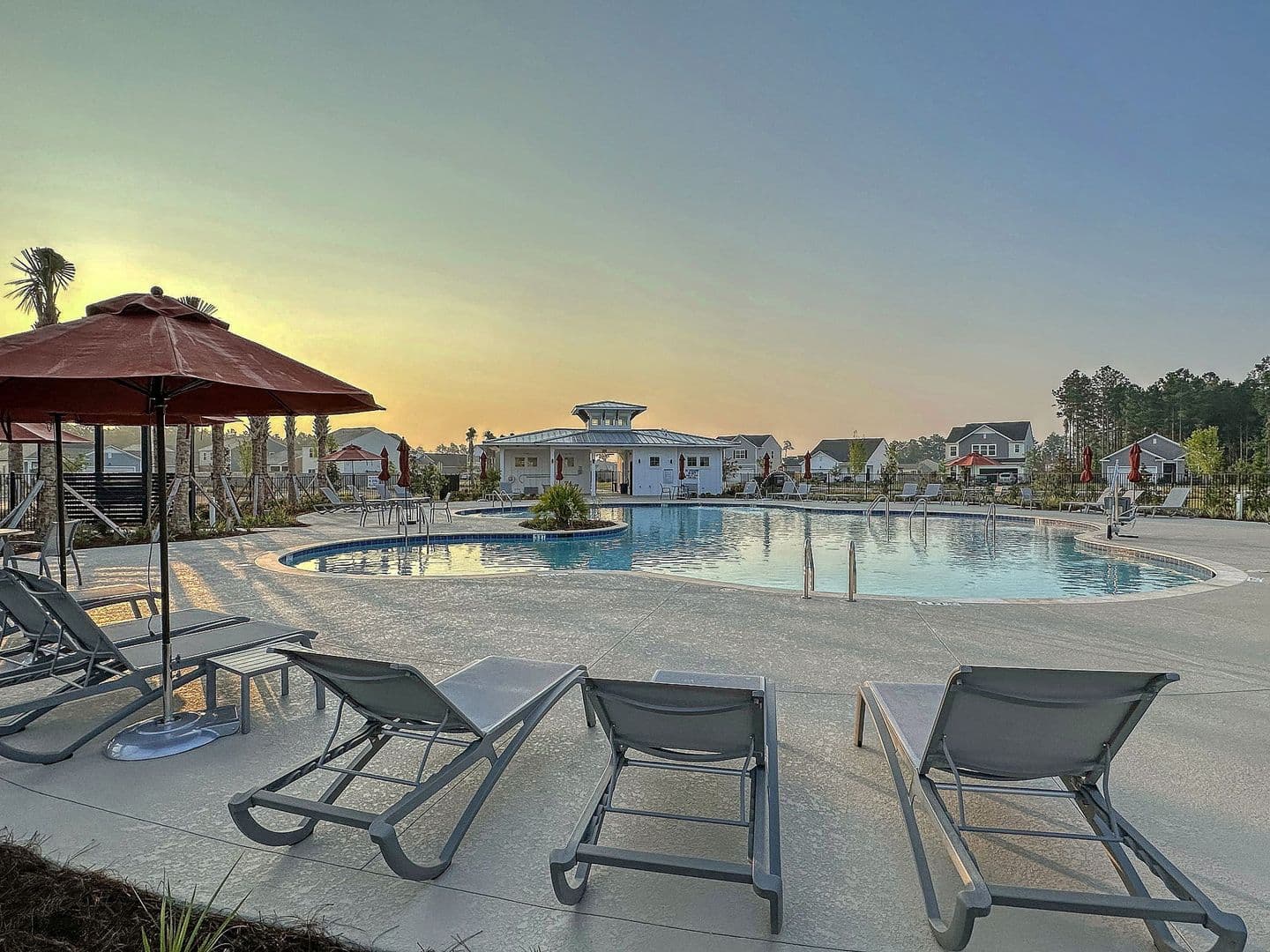 Summerville House: 424 Pender Woods Dr.