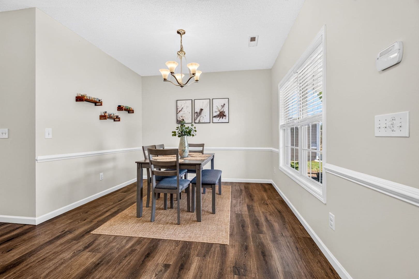 Goose Creek House: 139 Pointer Dr