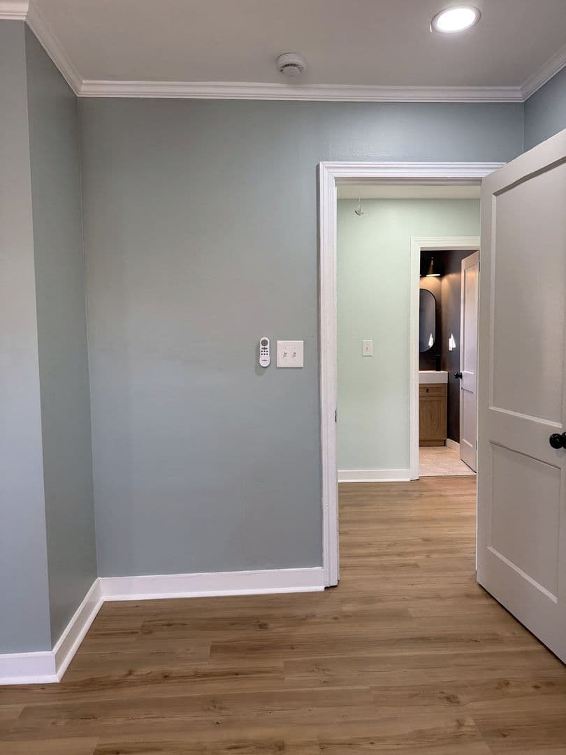 North Charleston House: 5454 Torgerson Ave