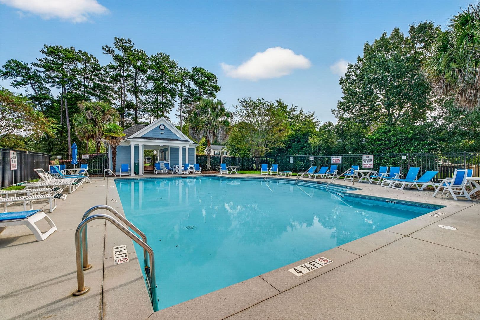 Hanahan House: 7549 Hawks Circle