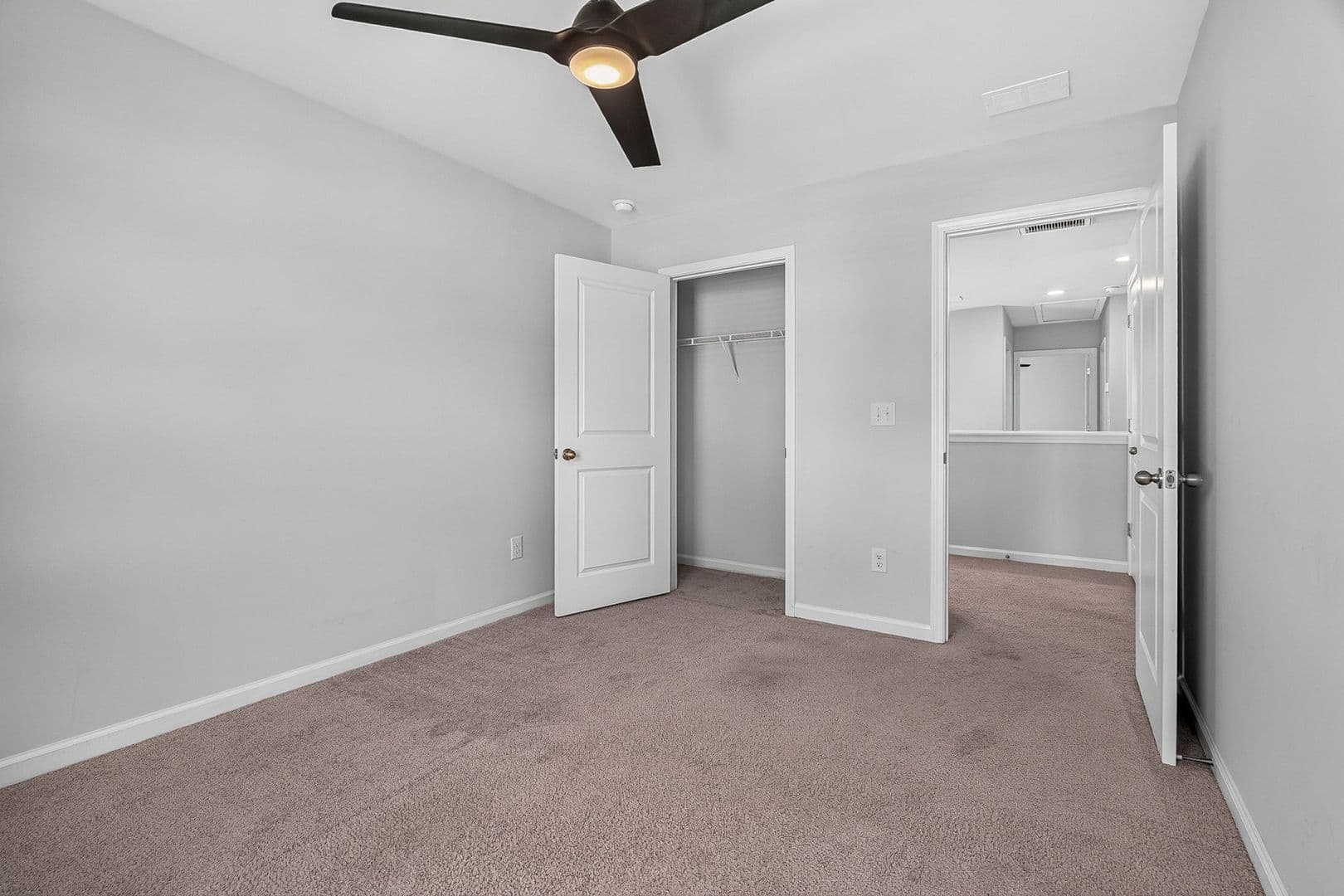 Summerville House: 123 Sweet Cherry Lane