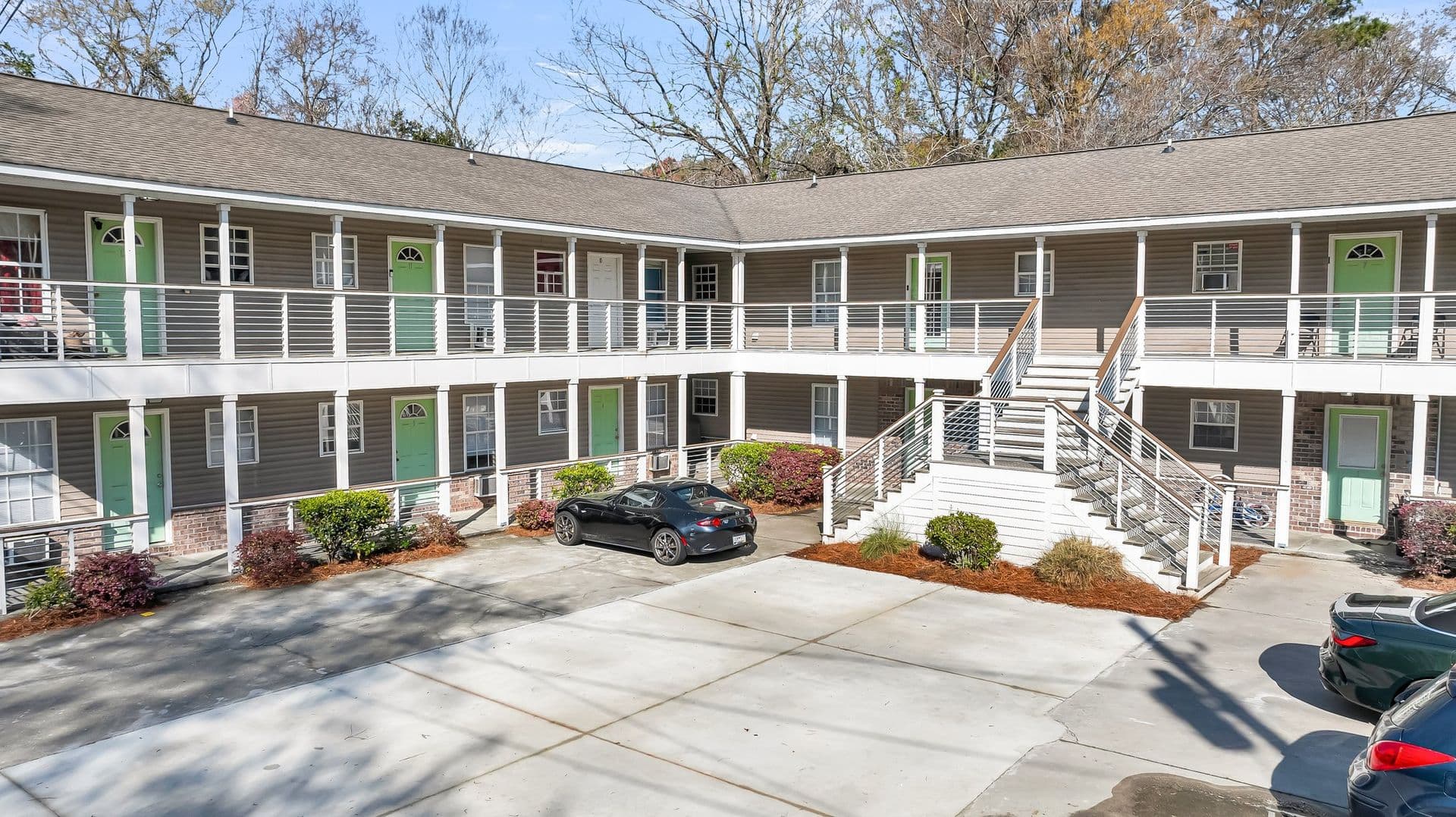 North Charleston Apartment: 2220 Van Buren Ave