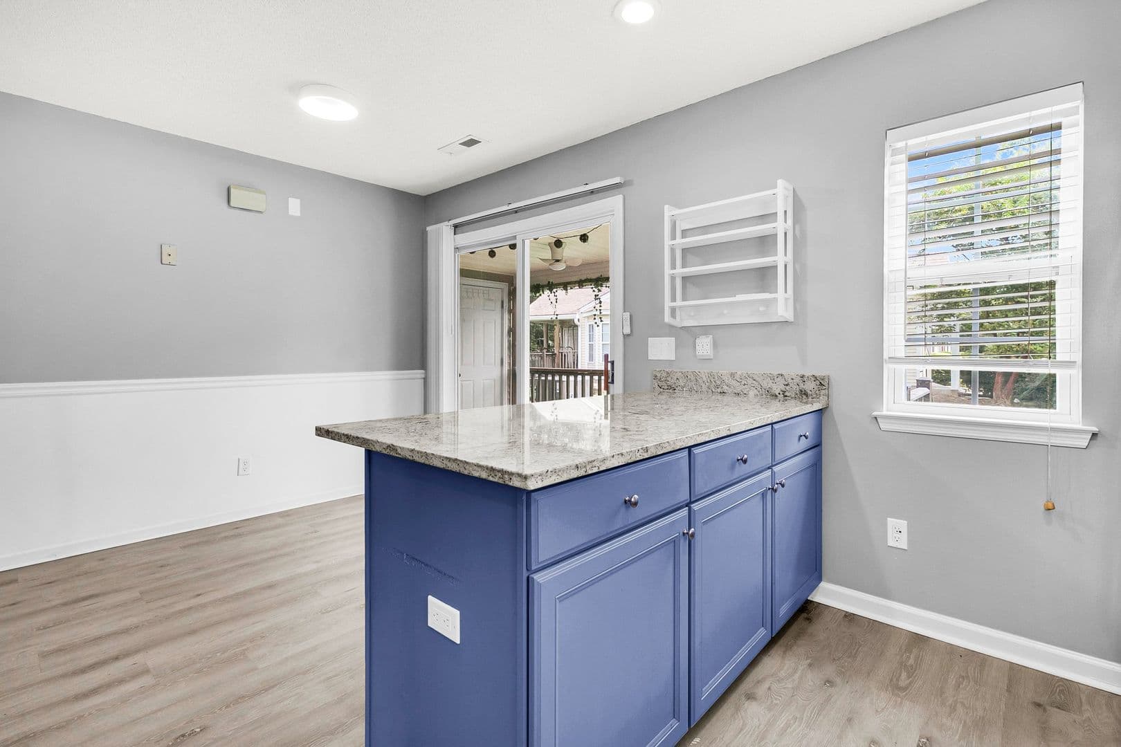 Charleston House: 478 Doane Way - 1