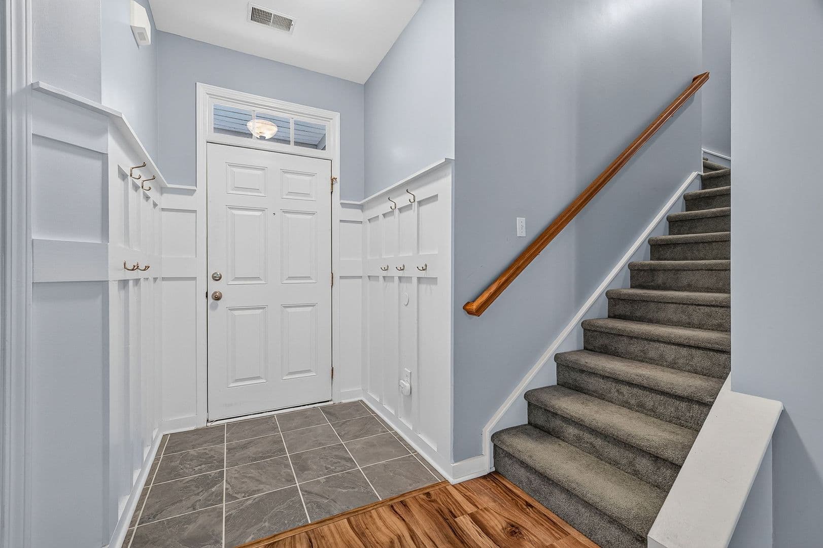 Hanahan House: 7549 Hawks Circle