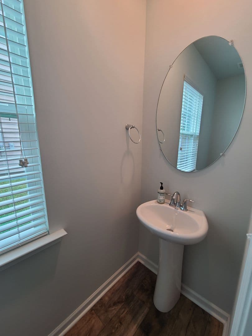 North Charleston House: 9830 Black Tupelo Lane