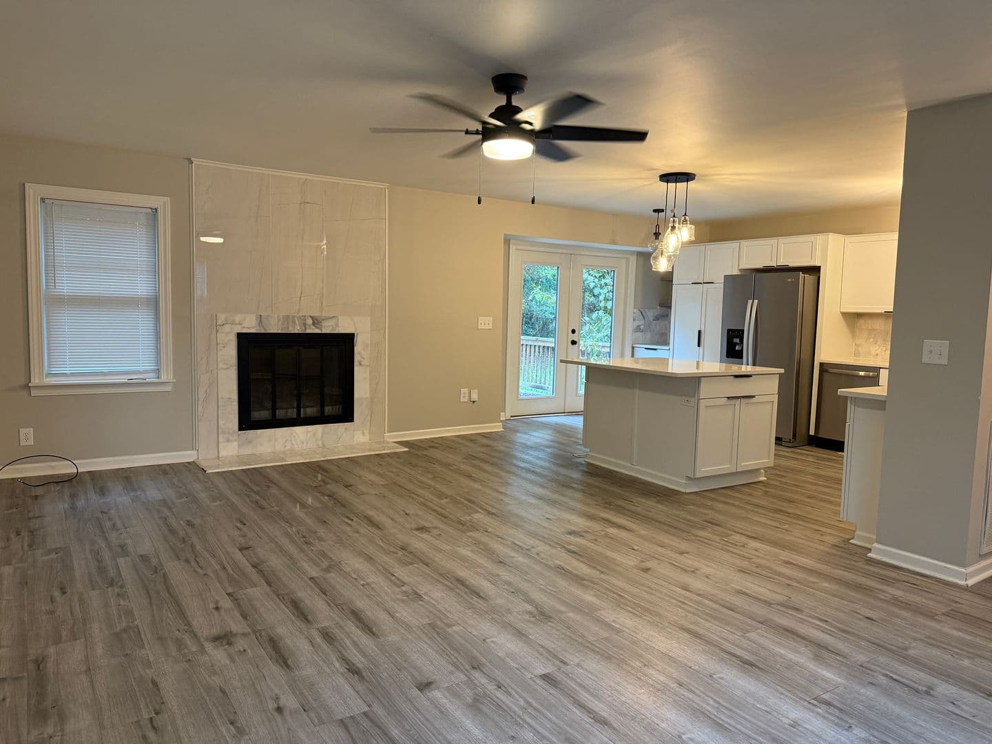 Summerville House: 125 Sawmill Dr