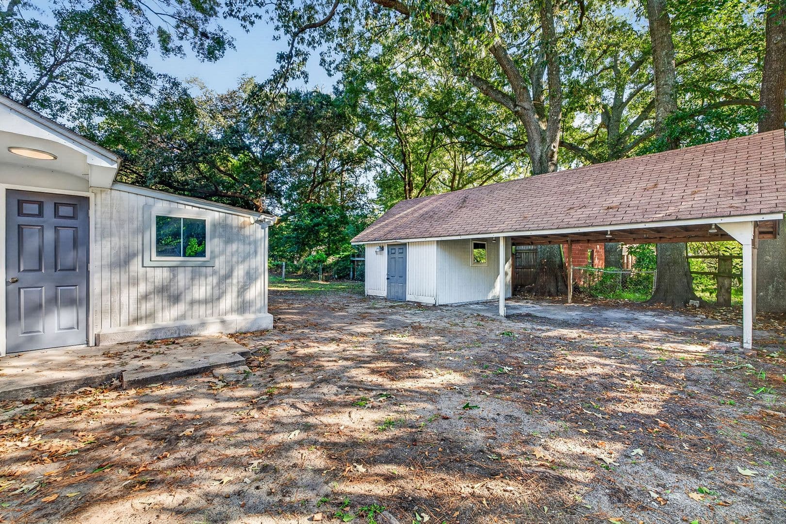 North Charleston House: 5454 Torgerson Ave