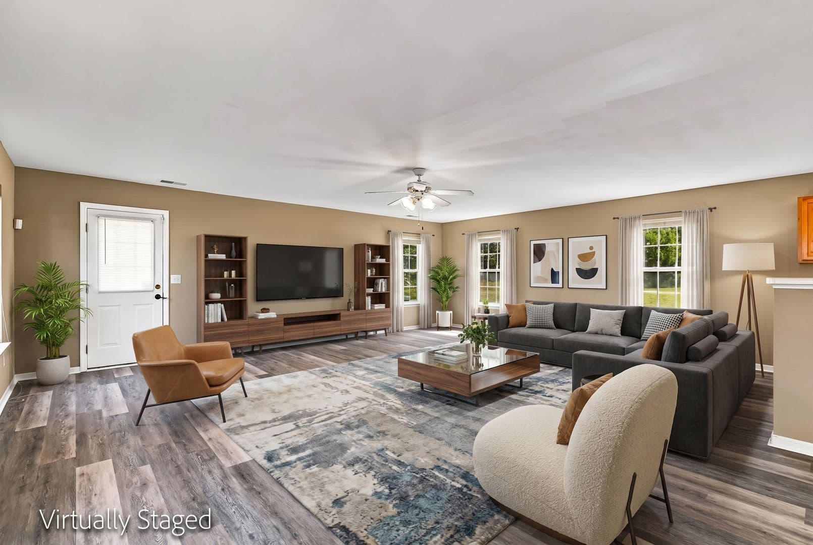 Charlotte House: 822 Oakshire Cir