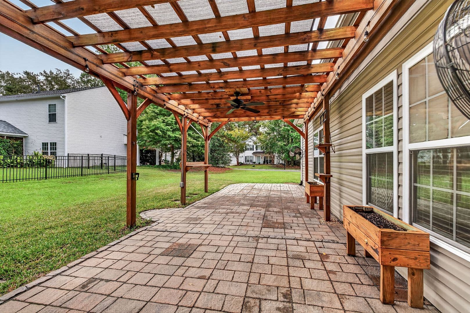 Hanahan House: 7549 Hawks Circle
