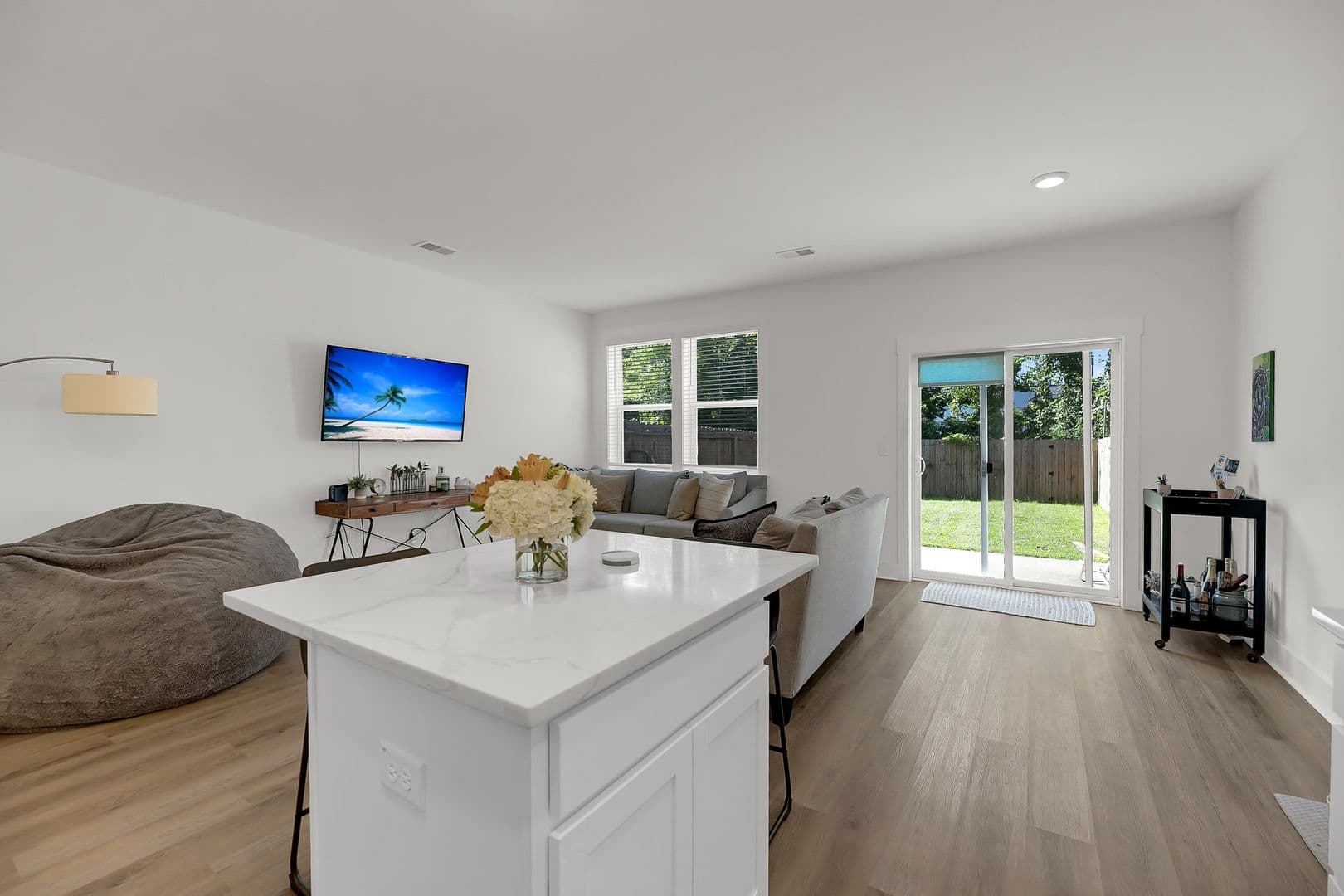 Charleston House: 1549 Evergreen Street