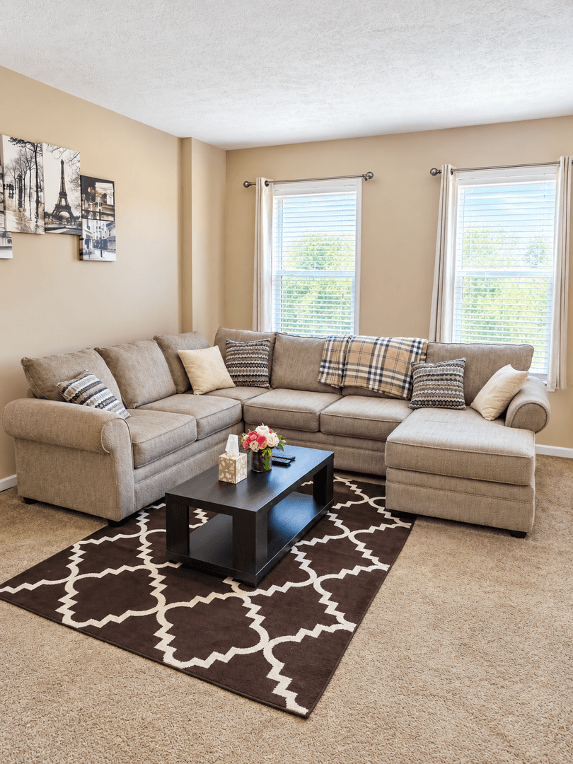 Middle River Townhome: 9829 Biggs Rd