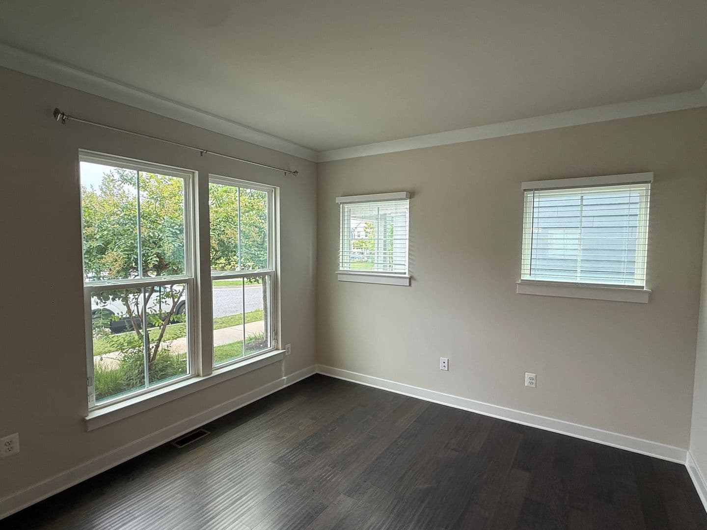 Middle River House: 506 Ladywell St