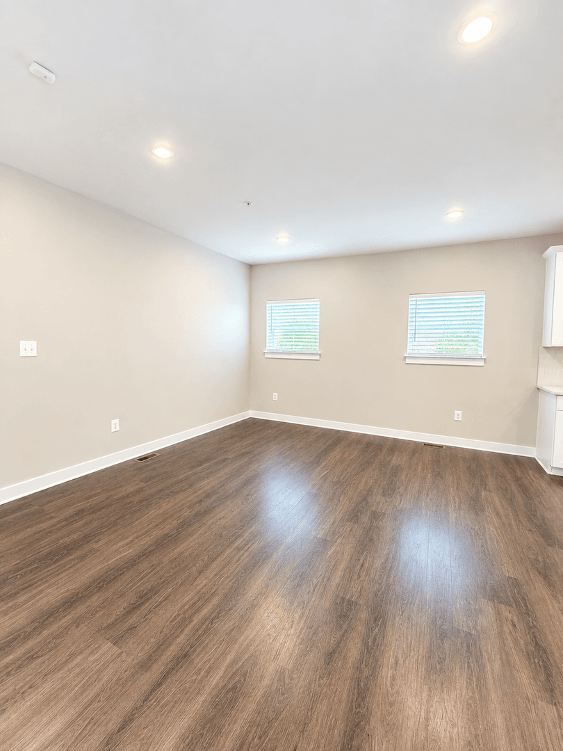 Baltimore House: 6510 Camden St