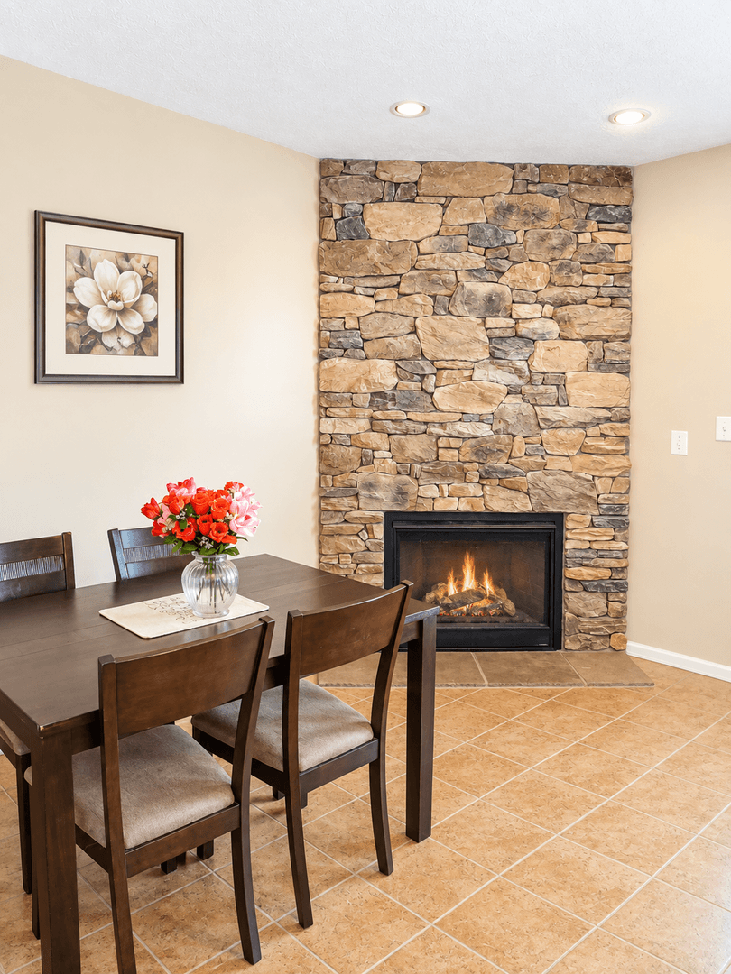 Middle River Townhome: 9829 Biggs Rd