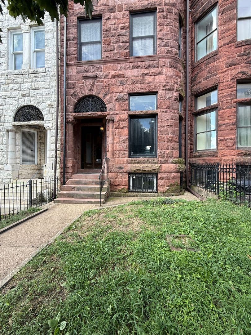 Baltimore Condo: 2318 Eutaw Pl