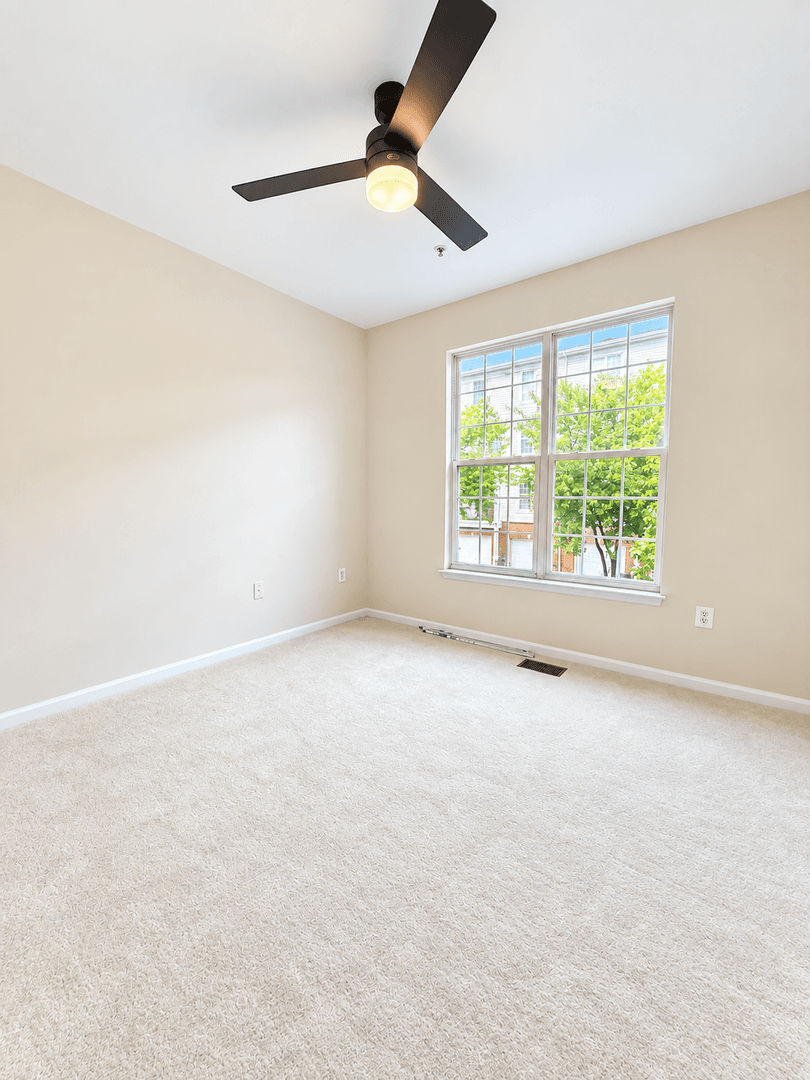Suitland Townhome: 5504 Capital Gateway Dr