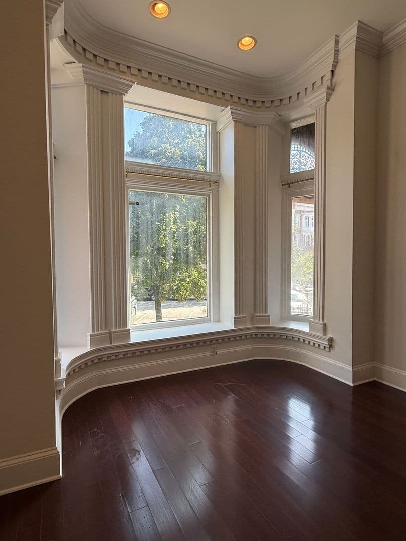 Baltimore Condo: 2318 Eutaw Pl