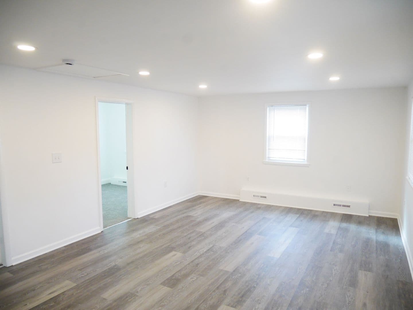 Baltimore Apartment: 305A S. Marlyn Ave