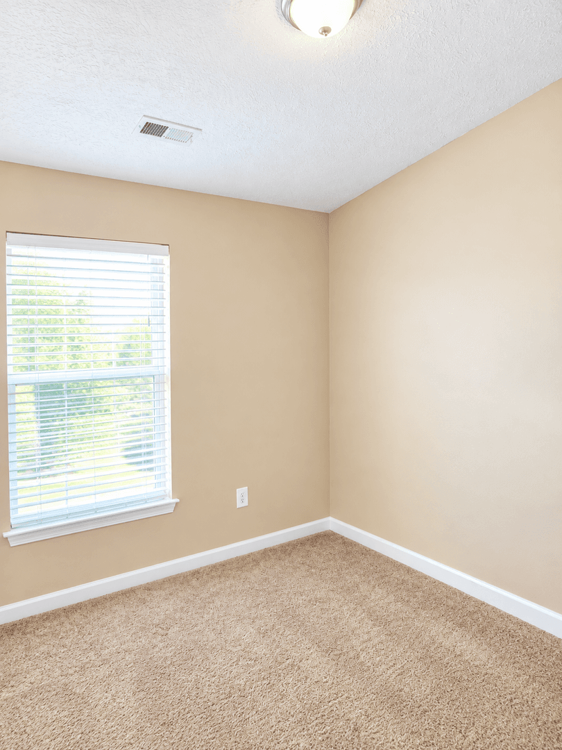 Middle River Townhome: 9829 Biggs Rd