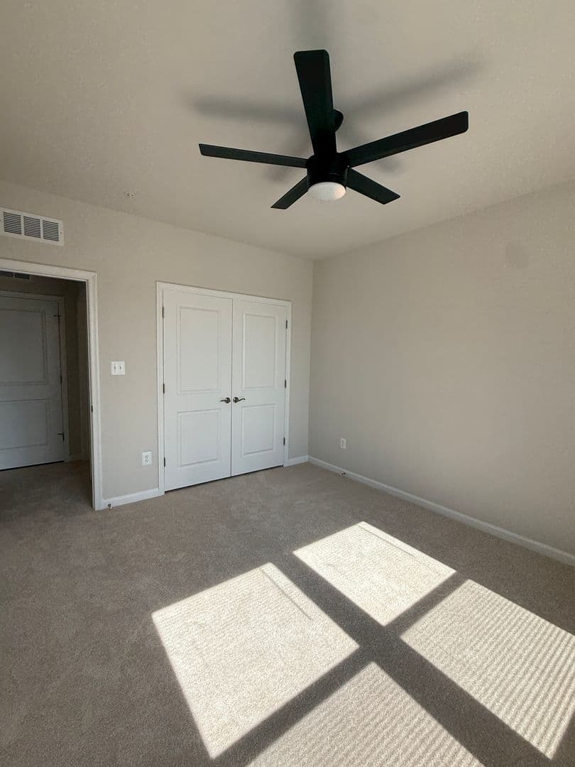 Hyattsville Condo: 6711 Belcrest Rd