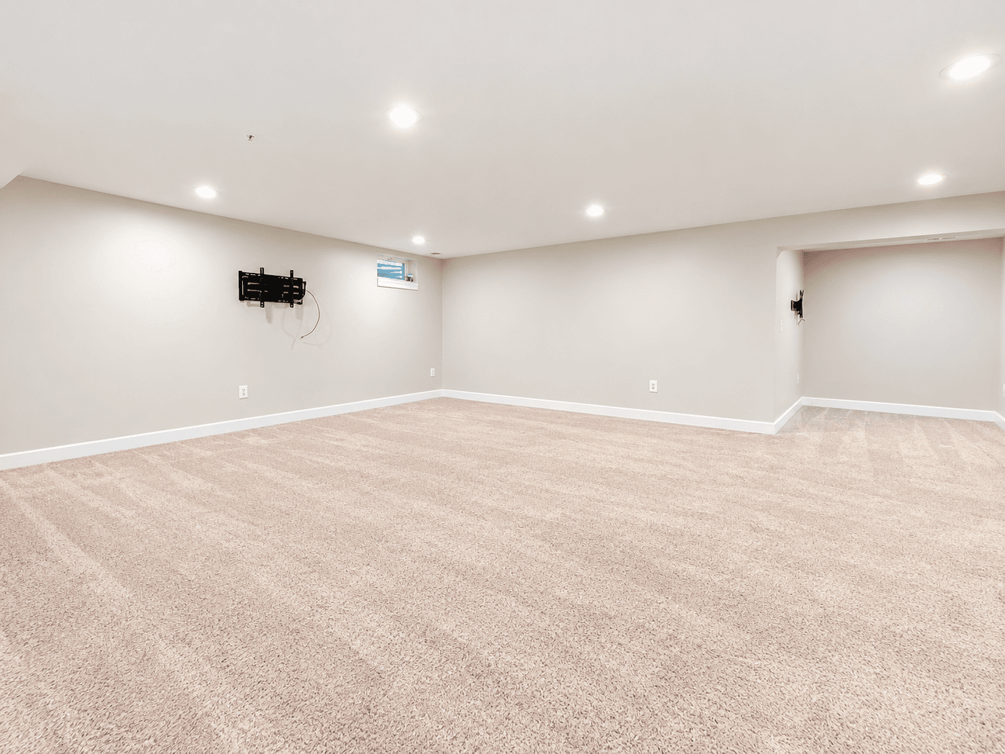 Baltimore House: 6510 Camden St