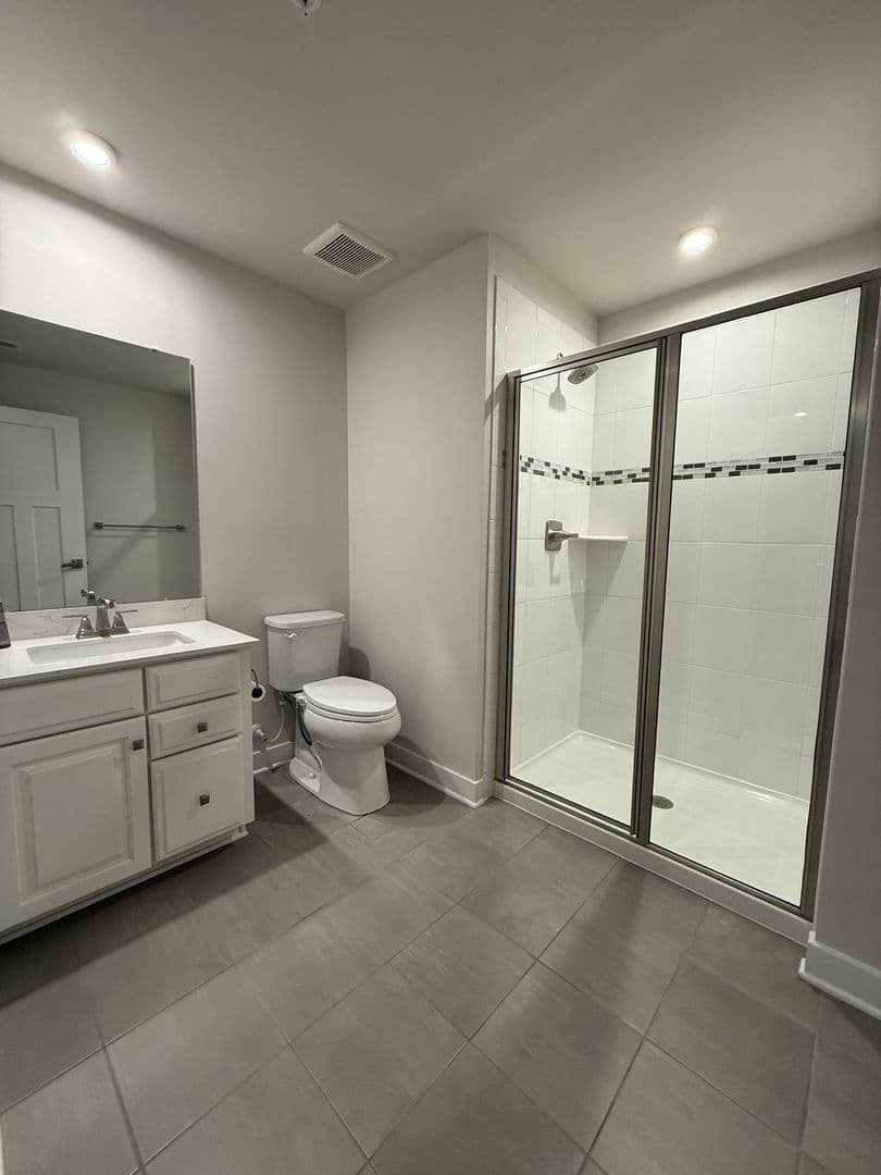 Middle River House: 506 Ladywell St