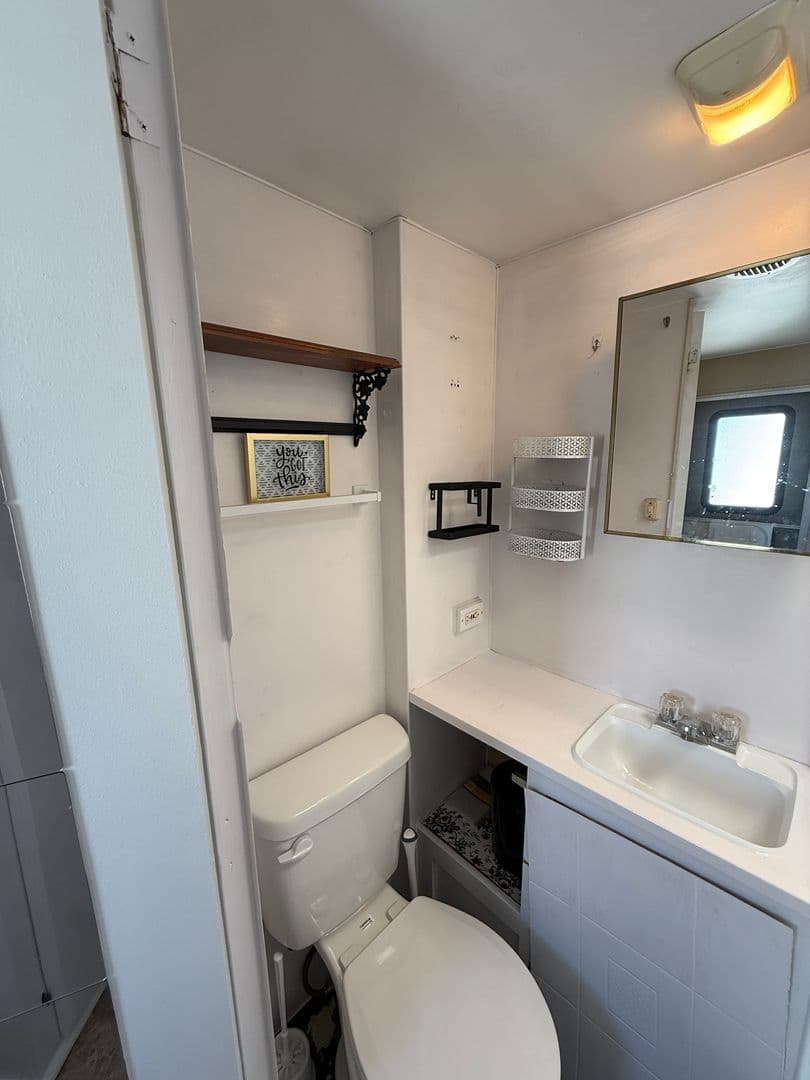 Ocean City Condo: 111 Marine Cir