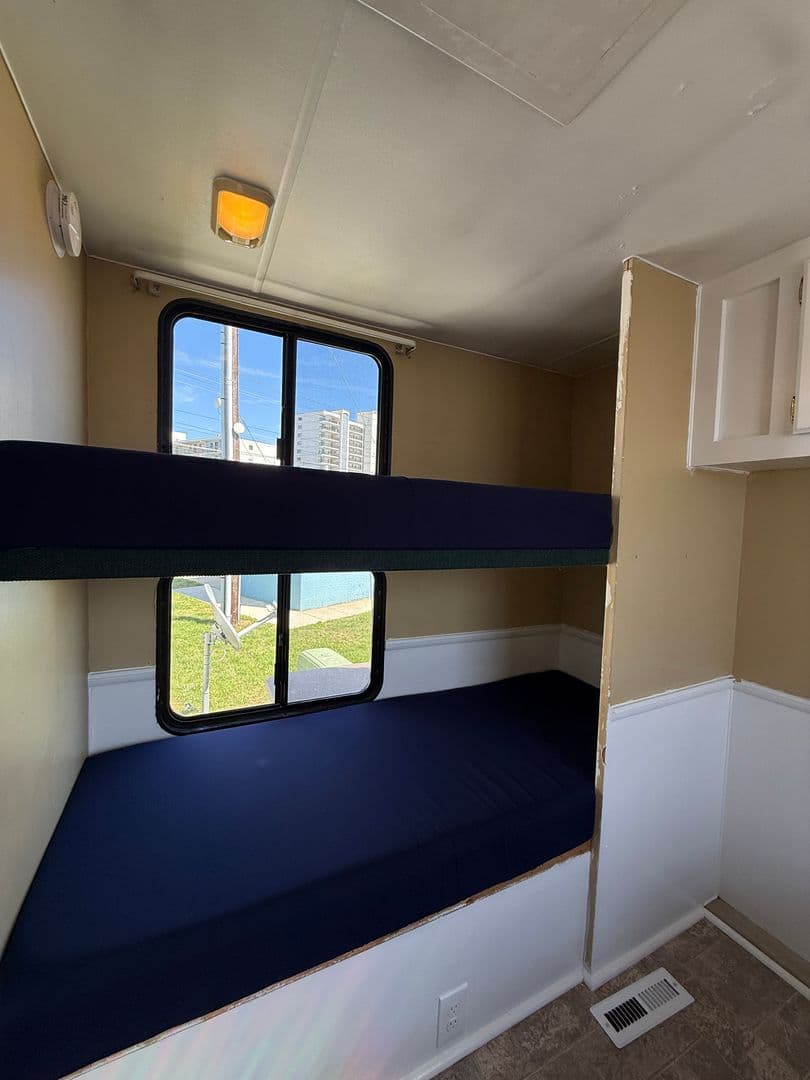 Ocean City Condo: 111 Marine Cir