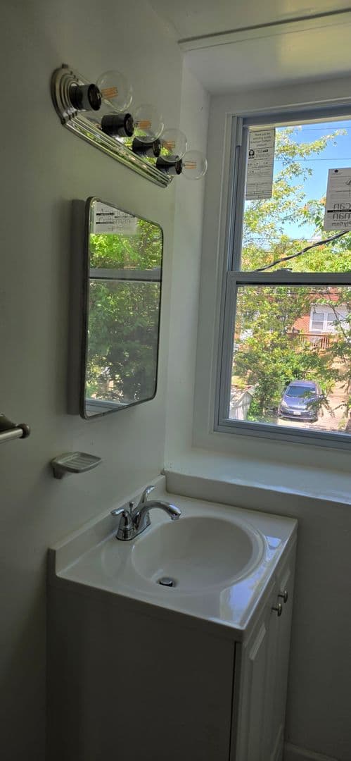 Baltimore Townhome: 1624 Lyle Ct
