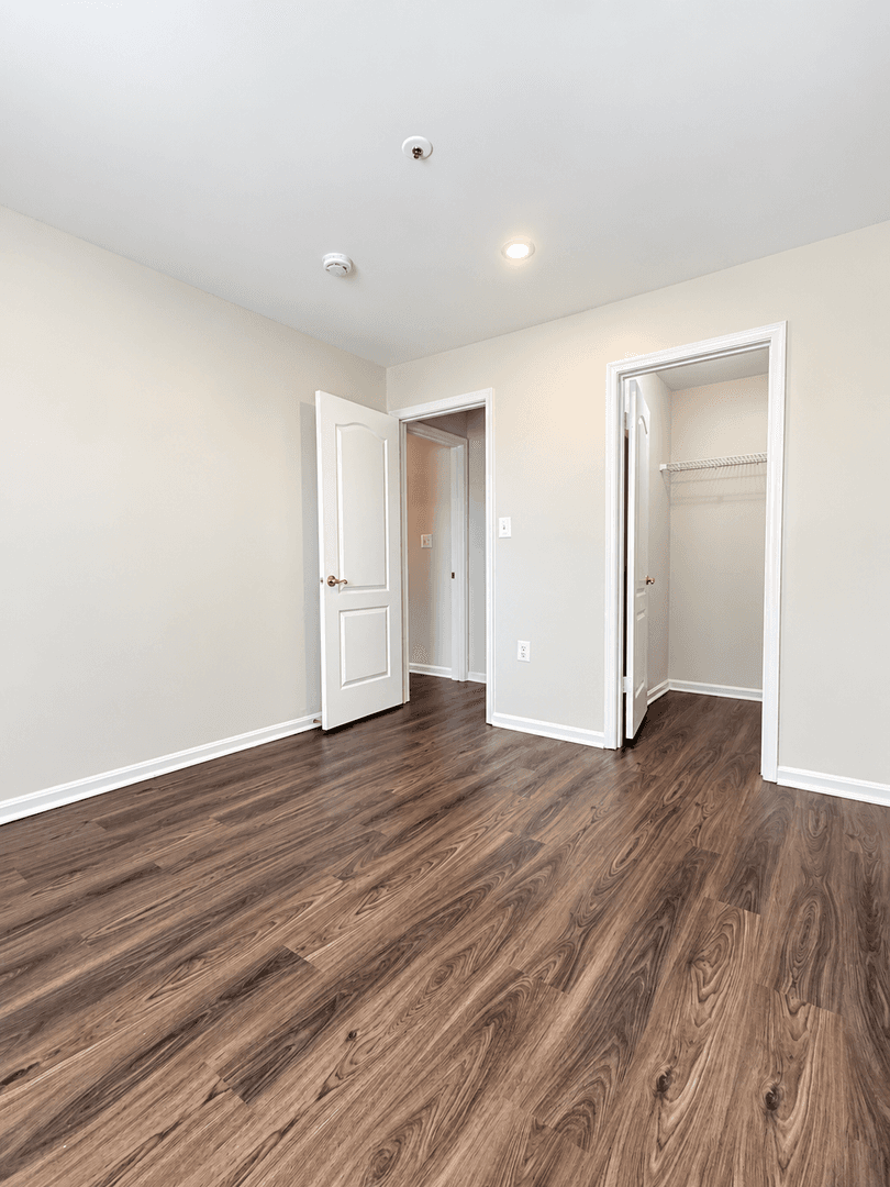 Ellicott City Condo: 8375 Montgomery Run Rd
