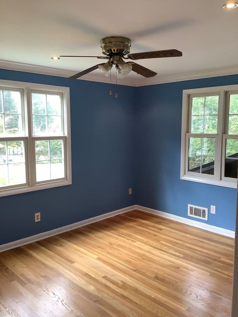 Randallstown House: 8902 Maplebrook Rd