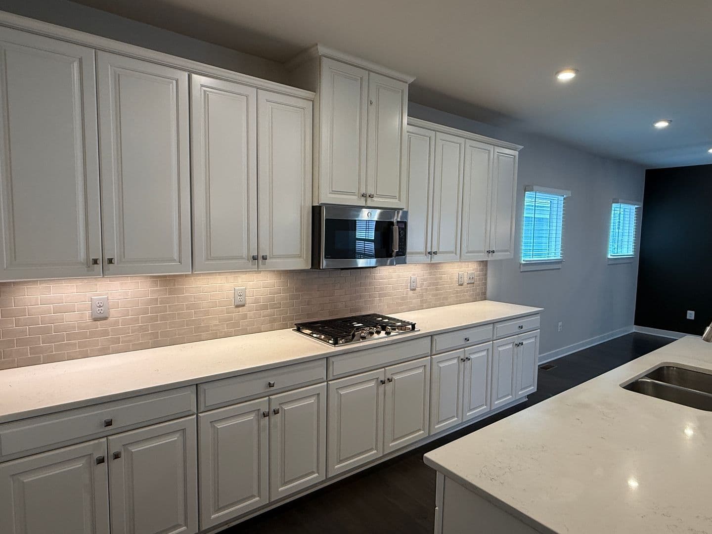 Middle River House: 506 Ladywell St