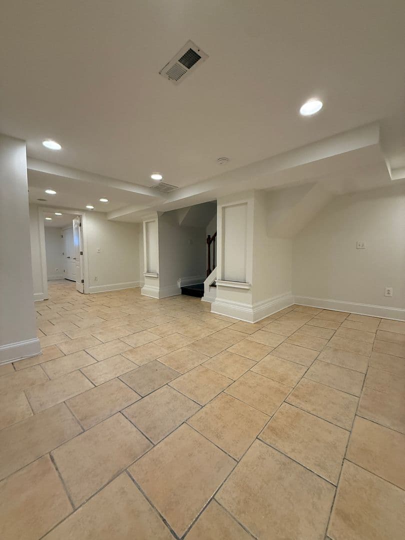 Baltimore Condo: 2318 Eutaw Pl