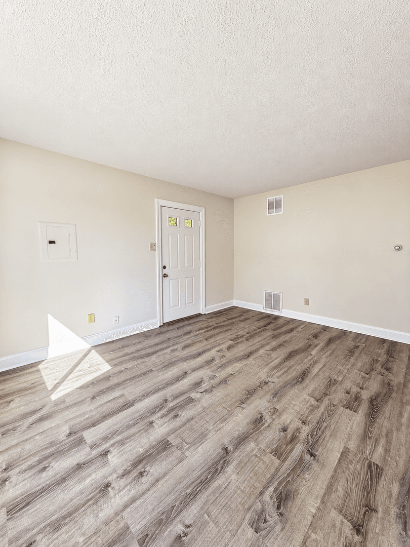 Rockville Apartment: 205 Dawson Ave
