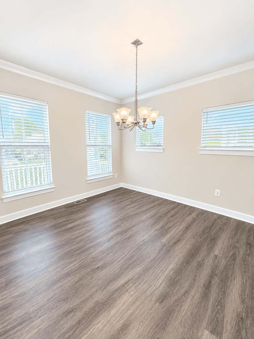 Baltimore House: 6510 Camden St